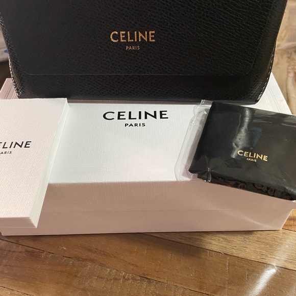 ❌SOLD❌ Celine Sunglasses - Picture 4 of 5